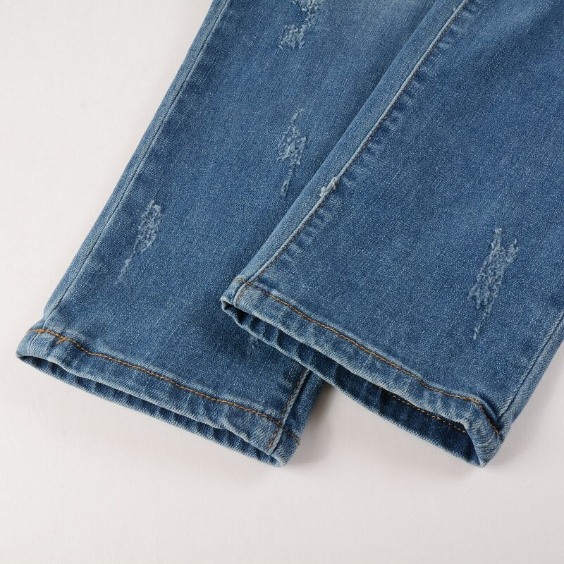 Pleated Jeans